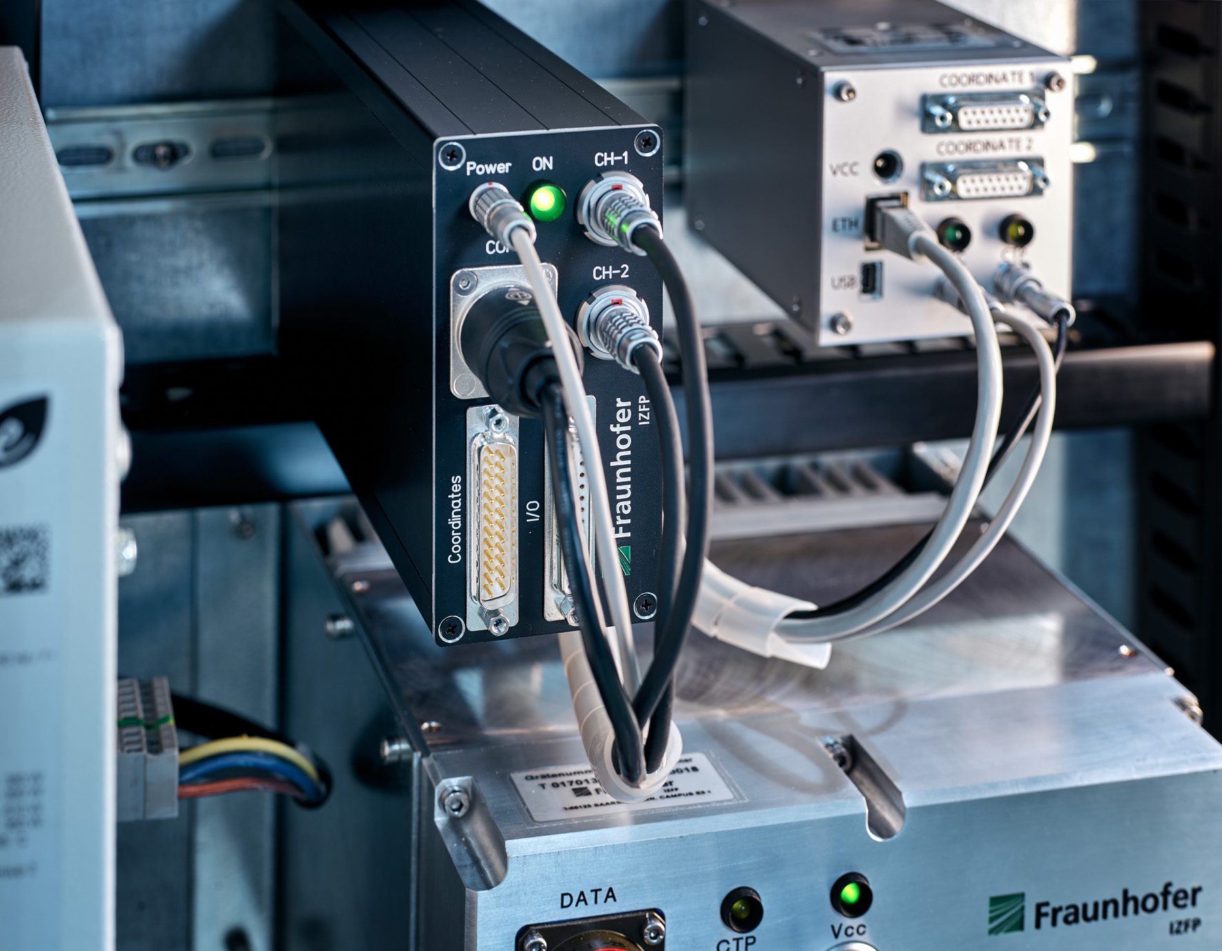 inspECT-PRO: Broadband multi-channel multi-frequency eddy current inspection electronics for multiple applications; inspection of weakly electrically conductive materials such as carbon fibers (CFRP)